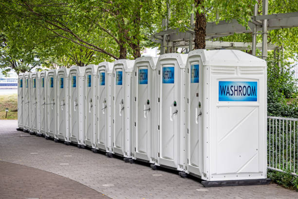 Best Portable toilet rental cost  in Anoka, MN